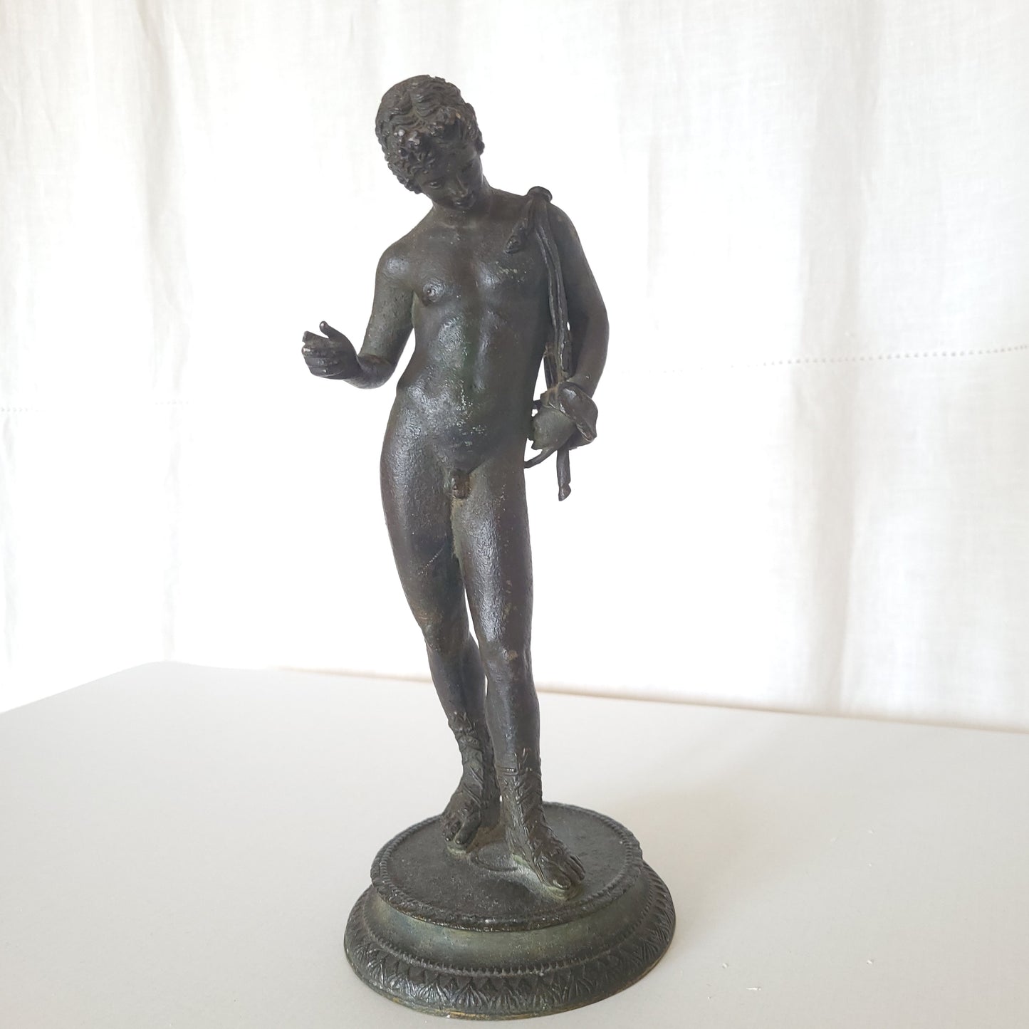 Sculpture représentant Narcisse, en bronze, début 20ème