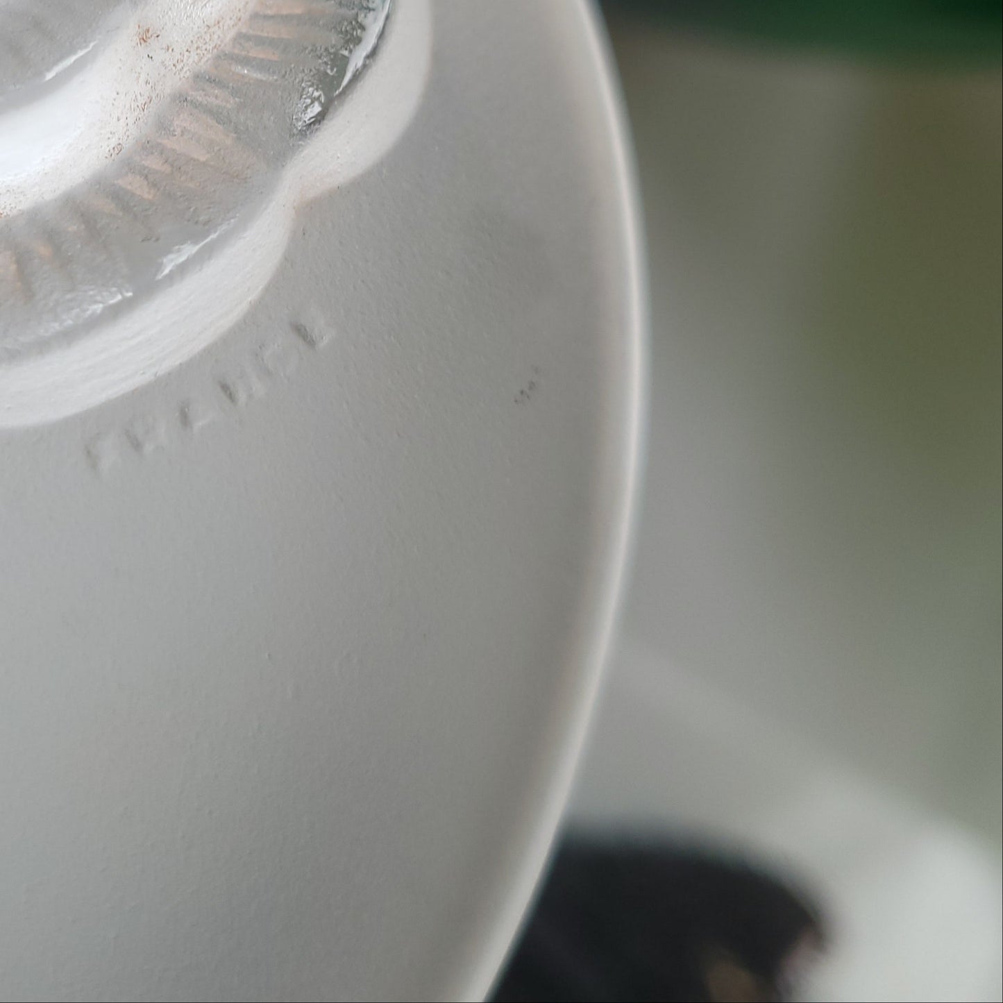 Petite coupe en verre poli, époque Art Nouveau,