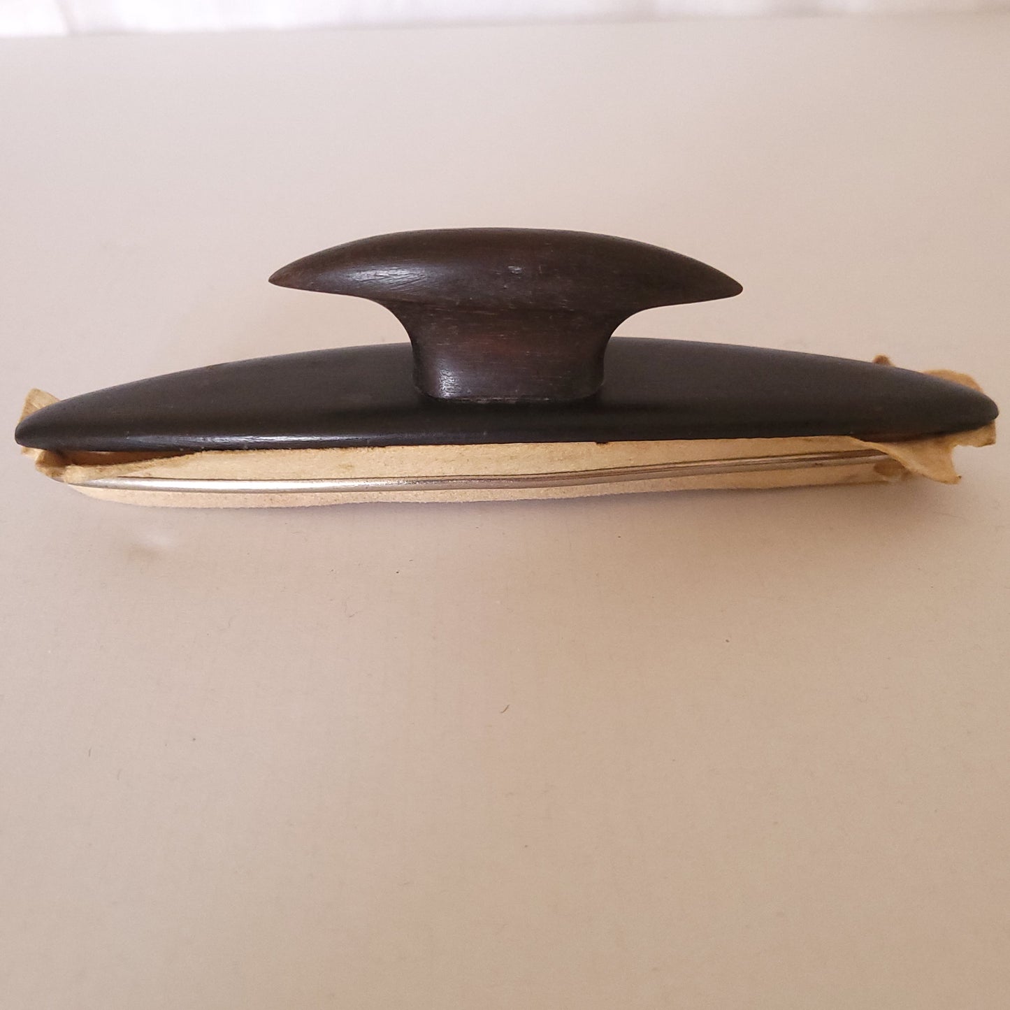 Nécessaire de toilette en ébène.