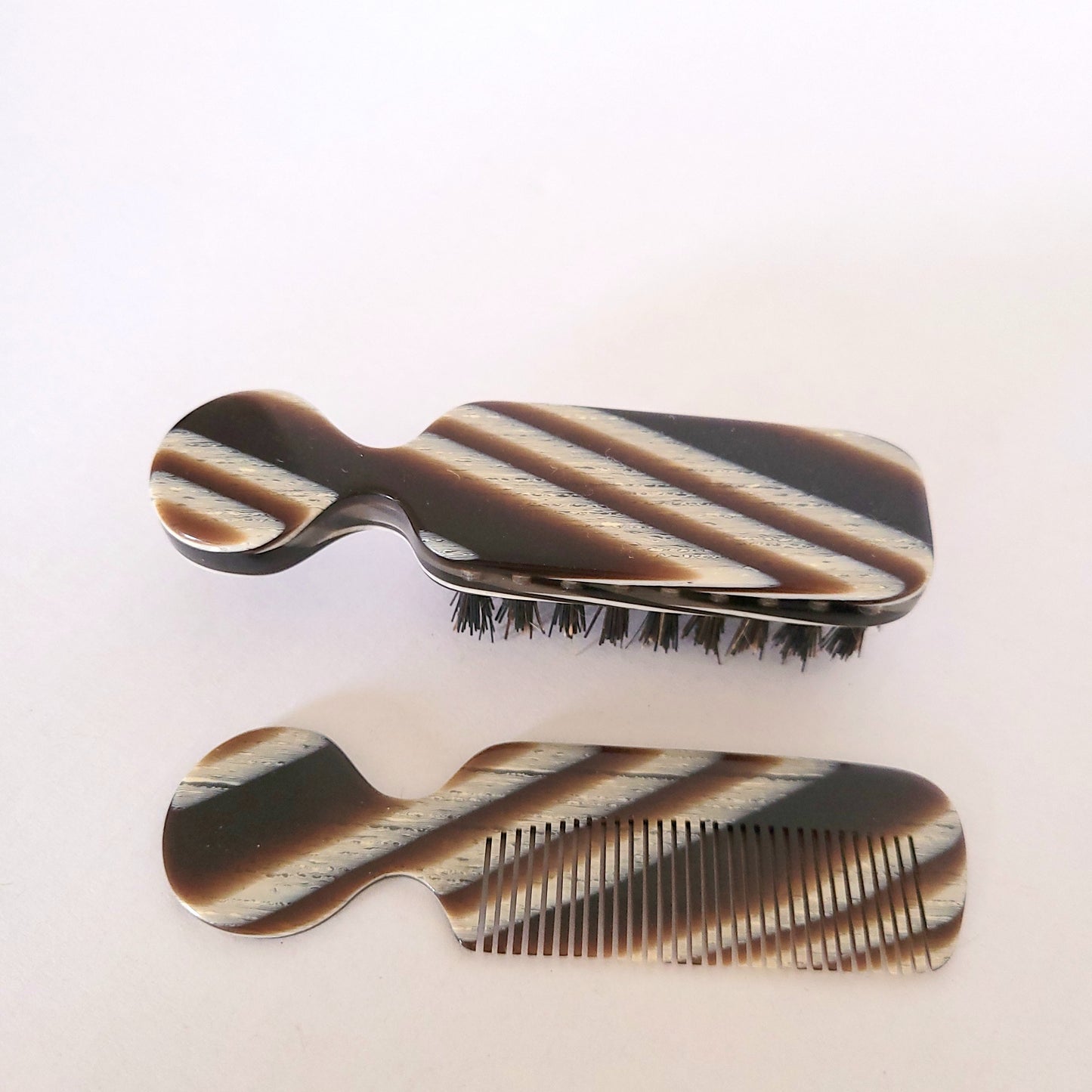 Brosse et peigne à barbe époque Art déco