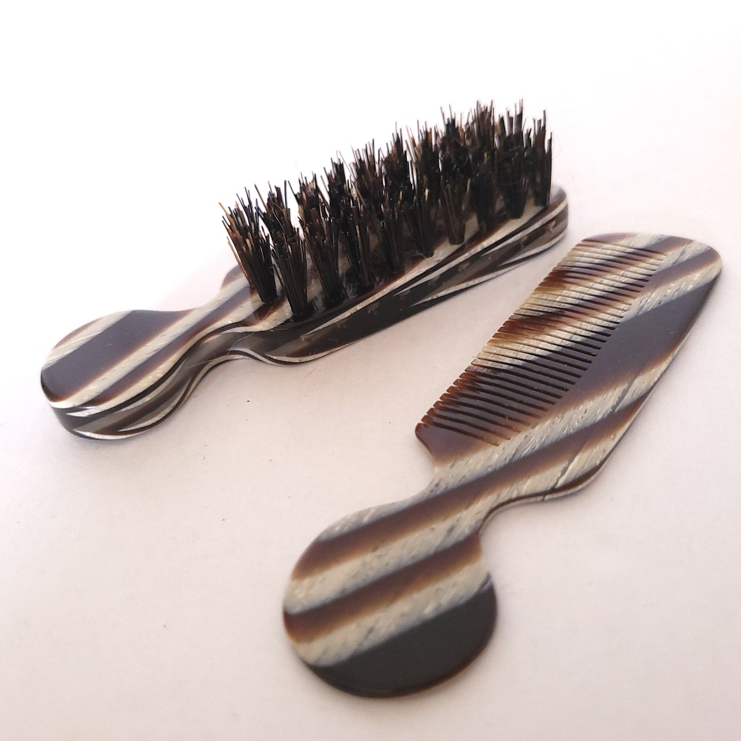 Brosse et peigne à barbe époque Art déco