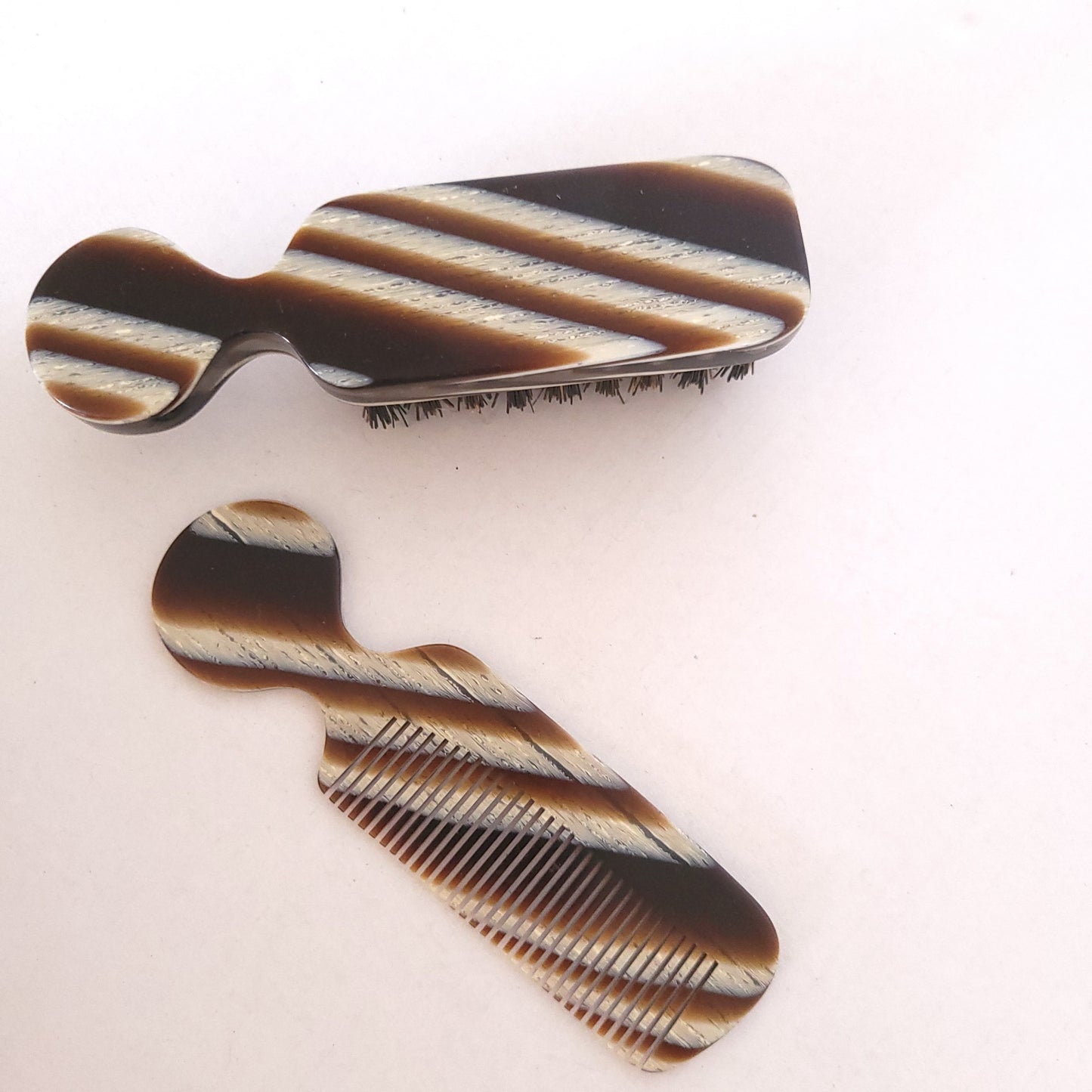 Brosse et peigne à barbe époque Art déco