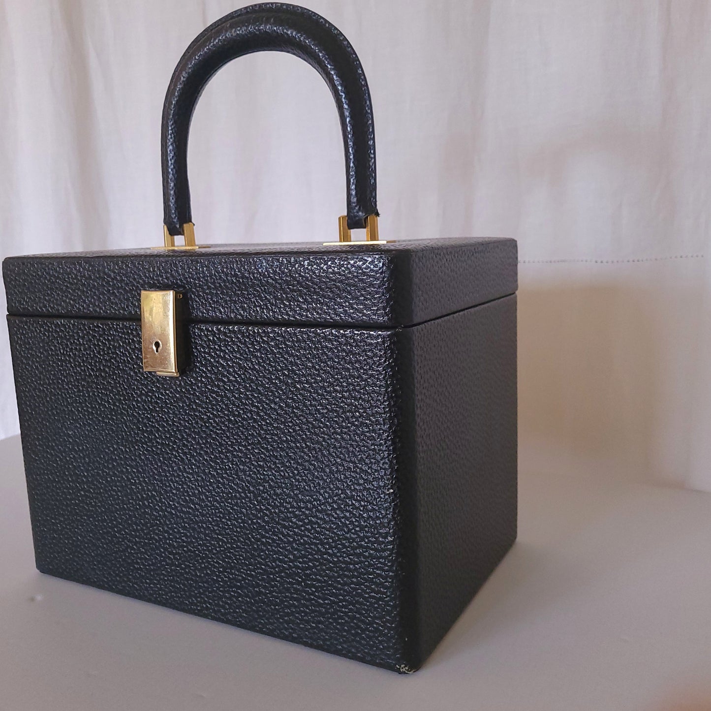 Vanity-case en cuir " LE TANNEUR "