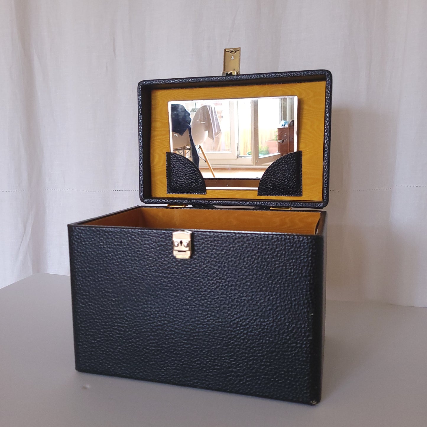 Vanity-case en cuir " LE TANNEUR "