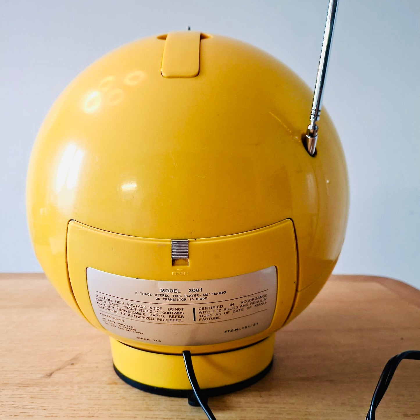 Grande radio WELTRON 31 cm. Années 70