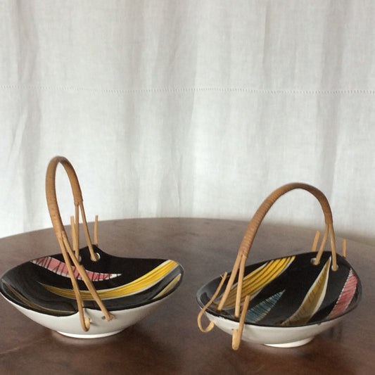 SCHRAMBERG. Set de 2 coupes en céramique colorée