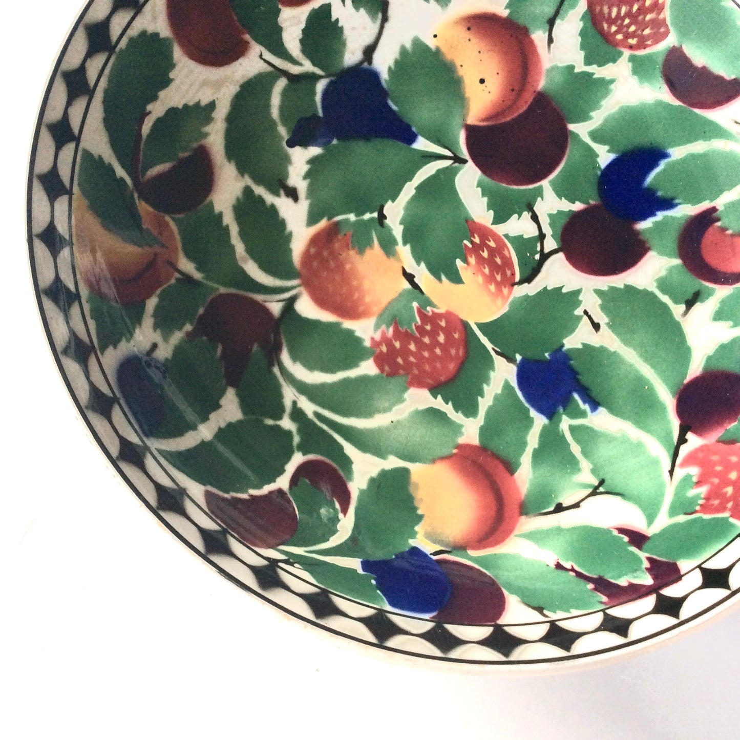 Grand plat à fruits VILLEROY et BOCH. Années 30