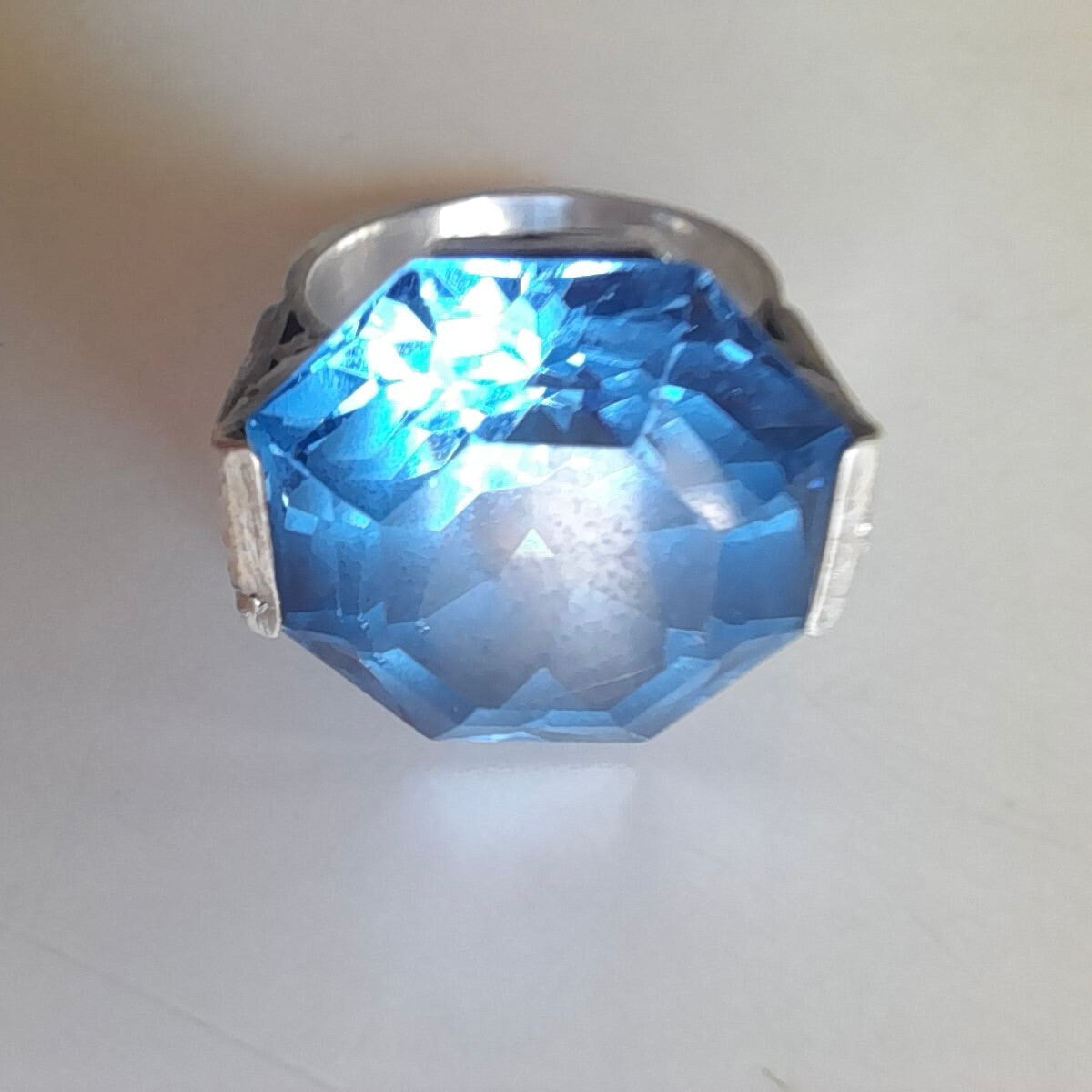 Bague fantaisie des années 30